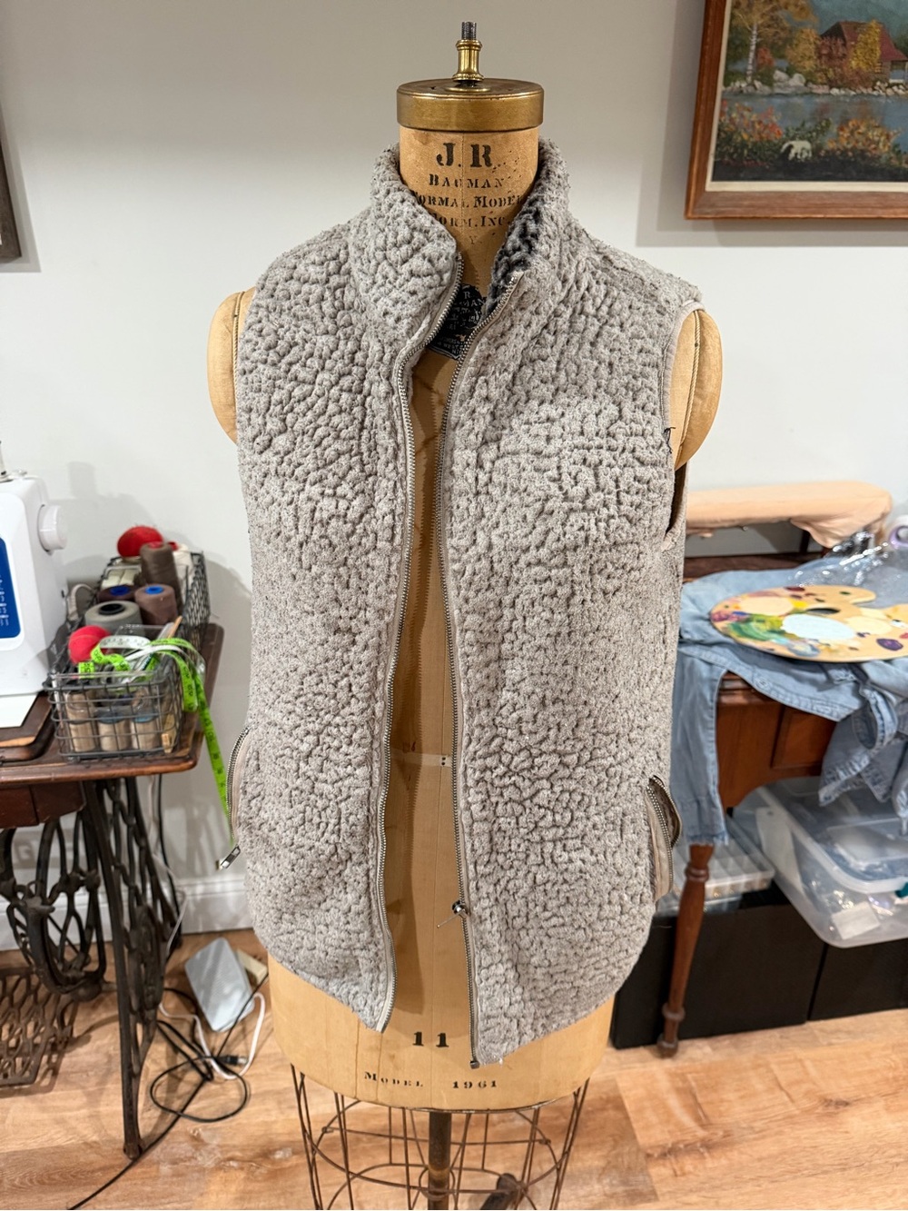 Thread & Supply Men's Light Gray Sherpa Zip-Up Vest